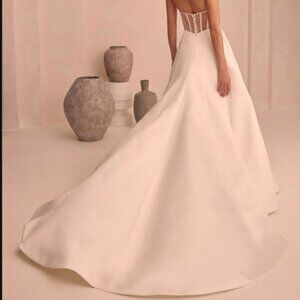 Mikaella wedding dress size 14